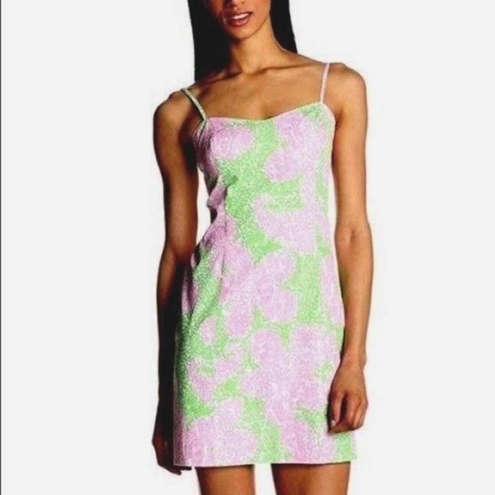 EUC LILLY PULITZER SIZE 8